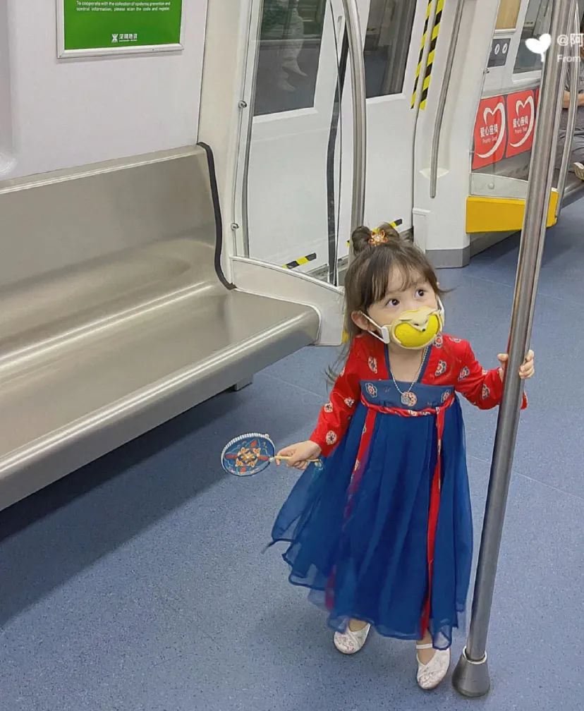 贵圈颜值被吐槽一代不如一代，真正的漫画颜门面脸却都流落民间…休闲区蓝鸢梦想 - Www.slyday.coM