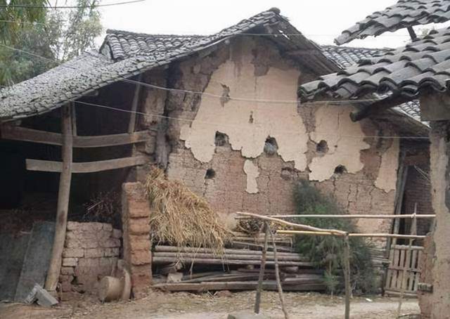 一个好老师对学生影响有多大?从班级成绩倒数,到全班第一的逆袭休闲区蓝鸢梦想 - Www.slyday.coM 一个好老师对学生影响有多大?从班级成绩倒数,到全班第一的逆袭休闲区蓝鸢梦想 - Www.slyday.coM