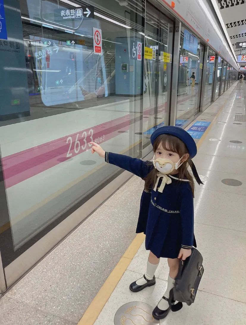 贵圈颜值被吐槽一代不如一代，真正的漫画颜门面脸却都流落民间…休闲区蓝鸢梦想 - Www.slyday.coM