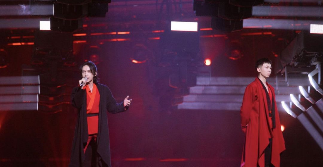 《披荆斩棘的哥哥》第五期林志炫摔倒又爬上舞台,太戳心!休闲区蓝鸢梦想 - Www.slyday.coM