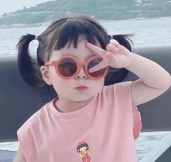 贵圈颜值被吐槽一代不如一代，真正的漫画颜门面脸却都流落民间…休闲区蓝鸢梦想 - Www.slyday.coM