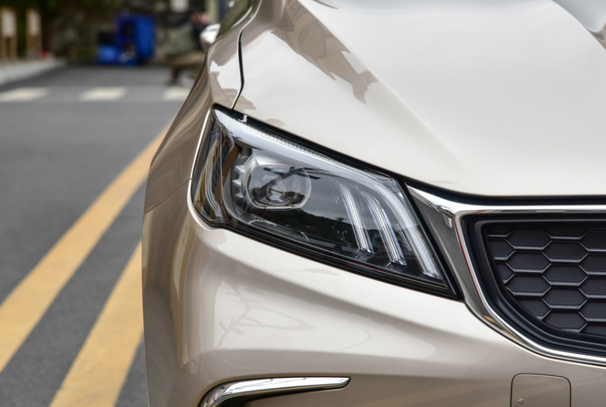 高性价比国产代步车谁更好？吉利缤瑞VS江淮嘉悦A5