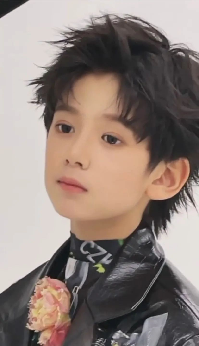 贵圈颜值被吐槽一代不如一代真正的漫画颜门面脸却都流落民间