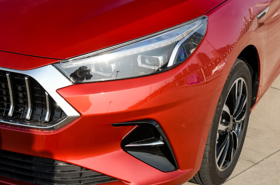 高性价比国产代步车谁更好？吉利缤瑞VS江淮嘉悦A5