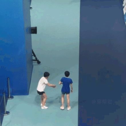 贵圈颜值被吐槽一代不如一代，真正的漫画颜门面脸却都流落民间…休闲区蓝鸢梦想 - Www.slyday.coM