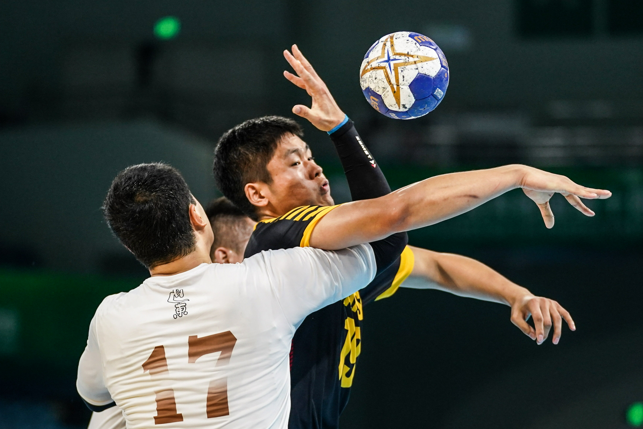 手球——江苏战胜山东晋级男子决赛__财经头条