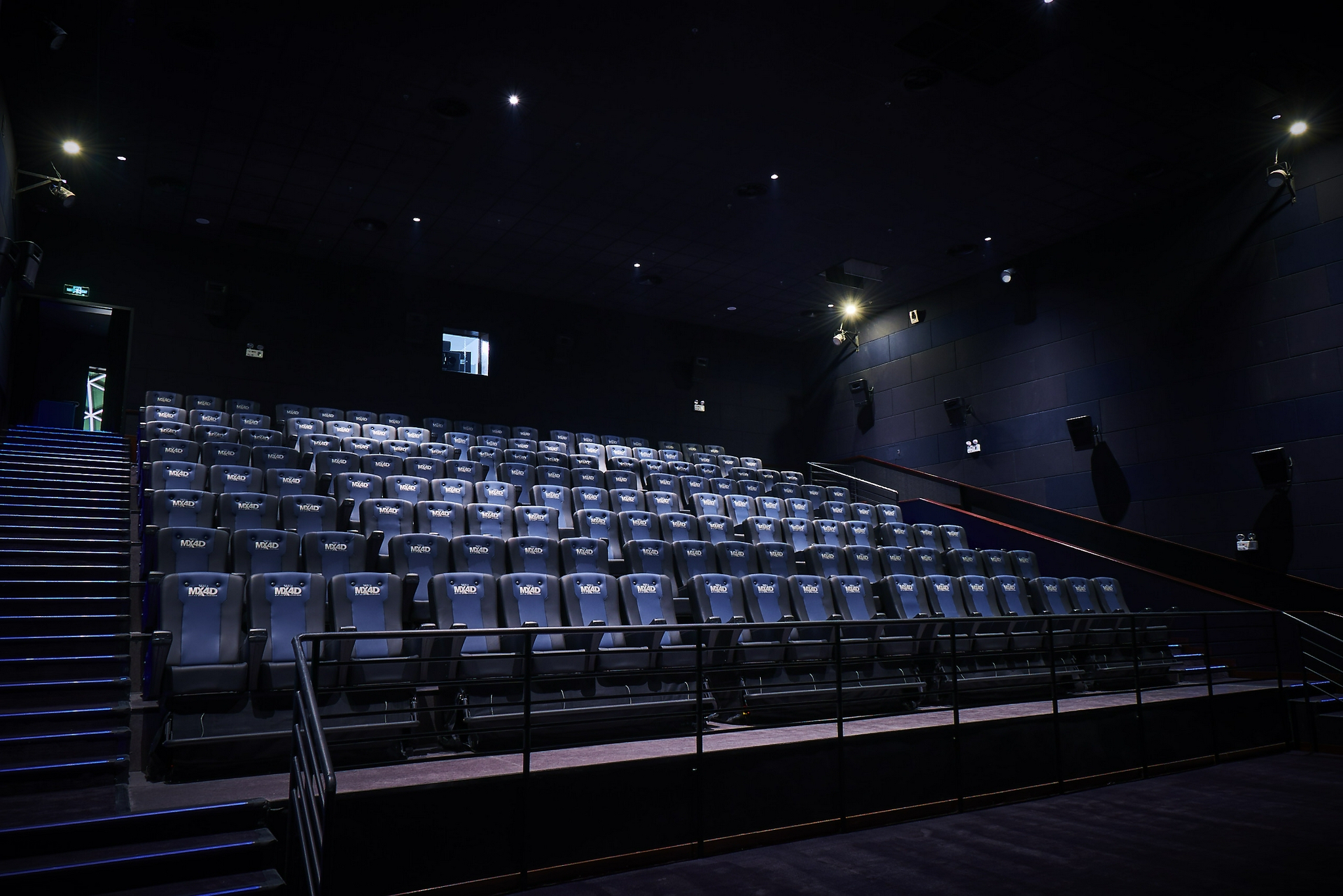 推进五个新城影院建设上海电影市场还有许多加法可做