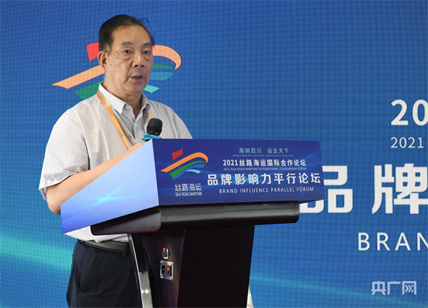 东南大学人文社科院士级"资深教授",东大国际战略研究院院长周锡生