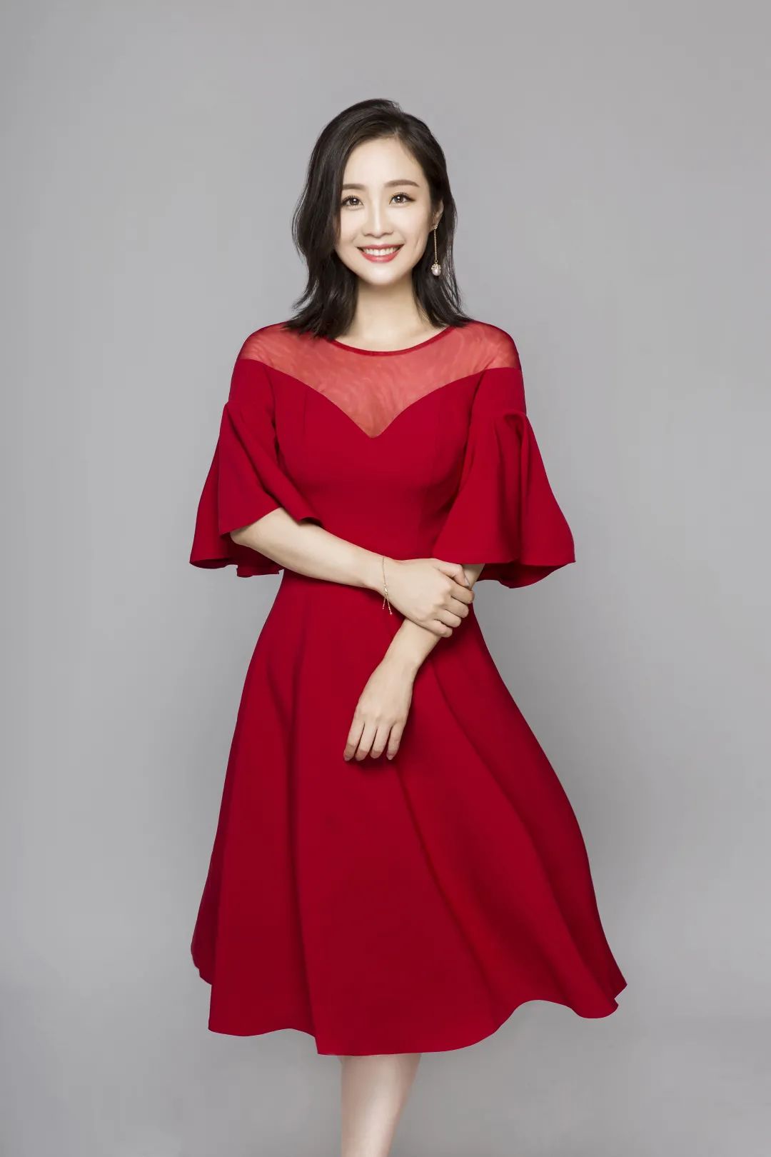 齐鲁频道主持人刘爽齐鲁频道主持人刘柯观看视频直播:微信搜索公众号"