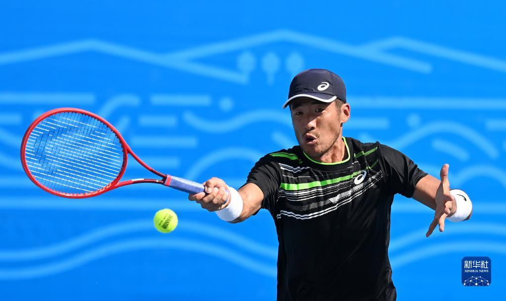 天津队李喆获得全运会网球男子单打冠军休闲区蓝鸢梦想 - Www.slyday.coM