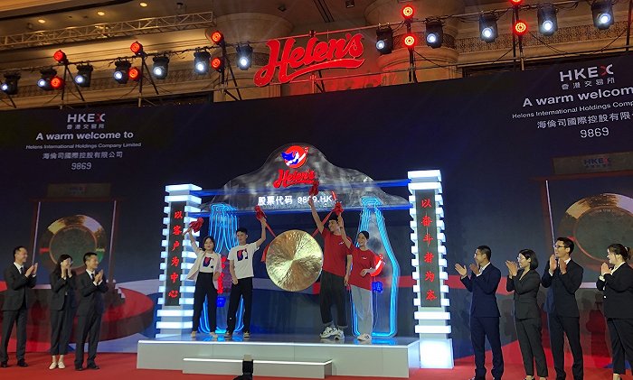 海伦司上市有酒也有新故事:弱化小酒馆,做开放线下