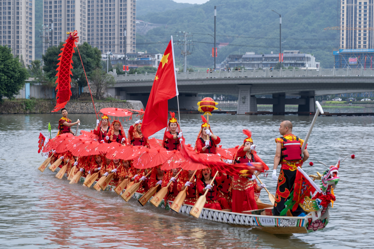 浙报深读丨杭州亚运会一周年倒计时温州女龙期待展示龙舟精神