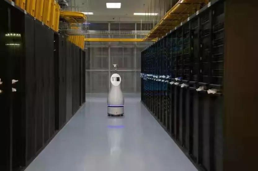 可容纳100万台服务器贵安华为云数据中心一期正式投入使用