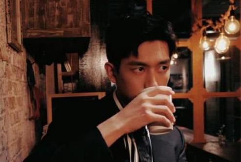 李现的六分钟小短剧播放破千万,离开杨紫两年后,如今又火了休闲区蓝鸢梦想 - Www.slyday.coM 李现的六分钟小短剧播放破千万,离开杨紫两年后,如今又火了休闲区蓝鸢梦想 - Www.slyday.coM