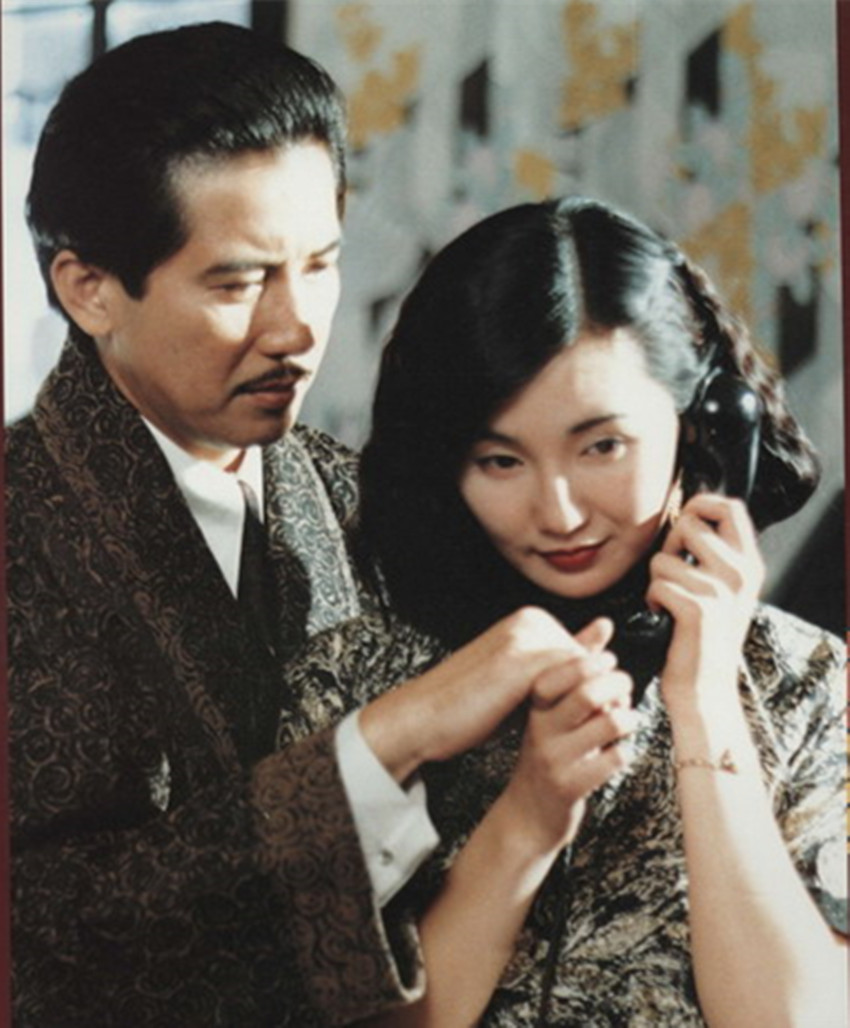 1935年阮玲玉深夜服药自尽死前遭情人掌掴两封遗书写满绝望