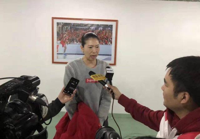 王芳邀请冠军主帅重返辽宁回归家乡效力有望助辽篮重返巅峰