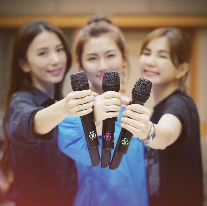 Ella晒合照庆祝SHE成立20周年,三姐妹一路相互扶持胜似亲人休闲区蓝鸢梦想 - Www.slyday.coM Ella晒合照庆祝SHE成立20周年,三姐妹一路相互扶持胜似亲人休闲区蓝鸢梦想 - Www.slyday.coM