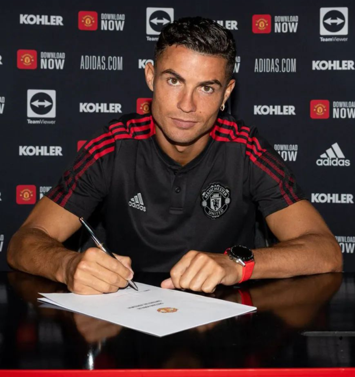 晚上22点!英超迎来9.7亿对决,C罗回归首秀,冲击三大纪录休闲区蓝鸢梦想 - Www.slyday.coM 晚上22点!英超迎来9.7亿对决,C罗回归首秀,冲击三大纪录休闲区蓝鸢梦想 - Www.slyday.coM