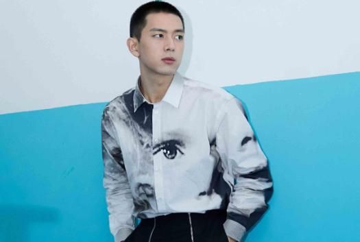 李现的六分钟小短剧播放破千万,离开杨紫两年后,如今又火了休闲区蓝鸢梦想 - Www.slyday.coM 李现的六分钟小短剧播放破千万,离开杨紫两年后,如今又火了休闲区蓝鸢梦想 - Www.slyday.coM