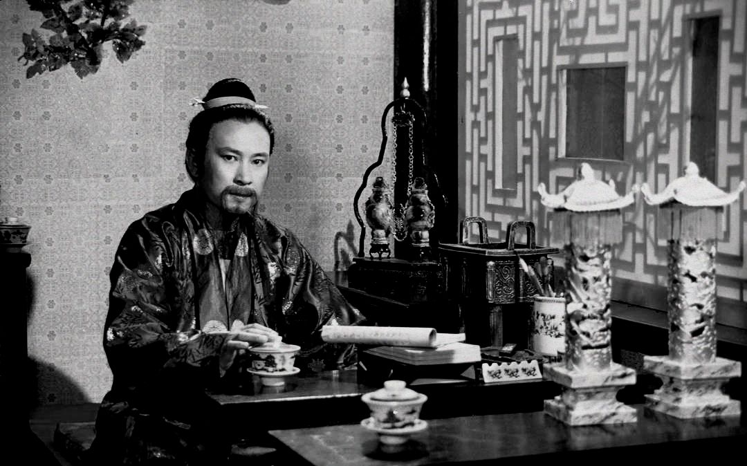 《红楼梦》剧照,图为贾政扮演者马加奇.