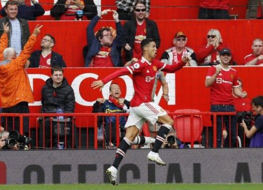 C罗梅开二度再次拯救红魔!曼联官方:非凡!葡萄牙官方:GOAT休闲区蓝鸢梦想 - Www.slyday.coM C罗梅开二度再次拯救红魔!曼联官方:非凡!葡萄牙官方:GOAT休闲区蓝鸢梦想 - Www.slyday.coM