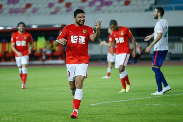 破案了!艾克森在广州队10场10球,为何在国家队却一球难进被质疑休闲区蓝鸢梦想 - Www.slyday.coM 破案了!艾克森在广州队10场10球,为何在国家队却一球难进被质疑休闲区蓝鸢梦想 - Www.slyday.coM