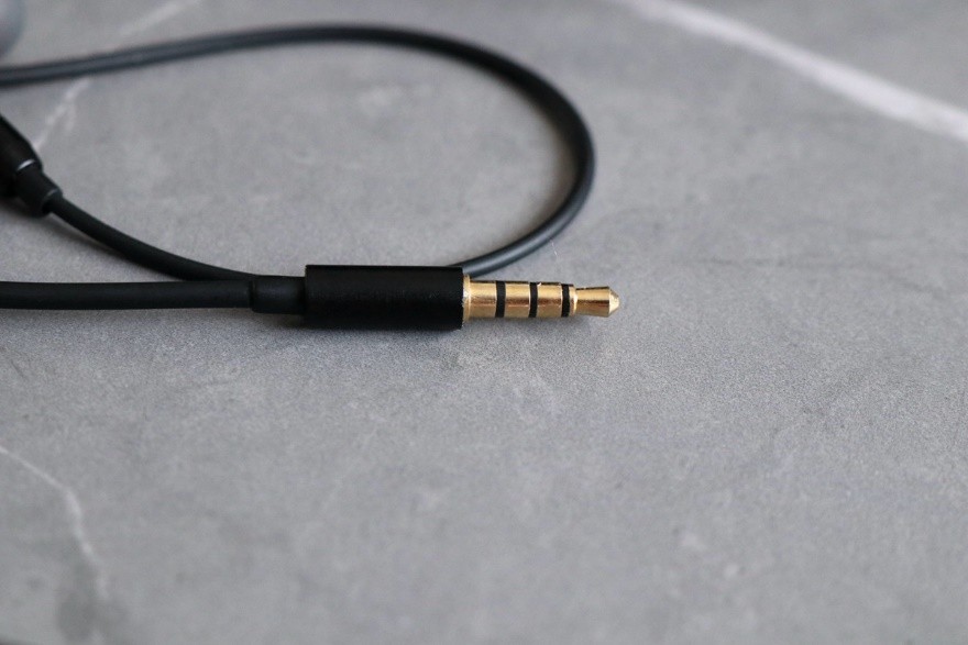 体验一款带mmcx接口的百元有线耳机竹林鸟百灵