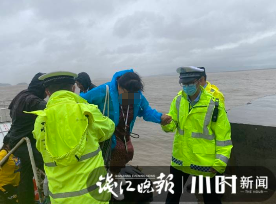 浙江多地紧急通知：停课，风王“灿都”凶猛，大风暴雨或持续4天，局地特大暴雨休闲区蓝鸢梦想 - Www.slyday.coM