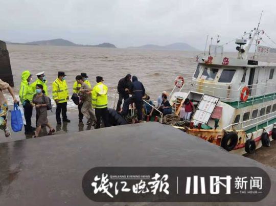 浙江多地紧急通知：停课，风王“灿都”凶猛，大风暴雨或持续4天，局地特大暴雨休闲区蓝鸢梦想 - Www.slyday.coM