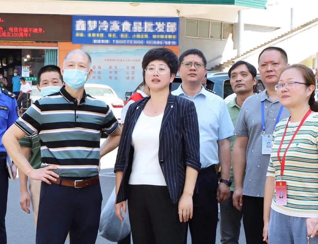 蔡艳抓常态重细节促长效巩固拓展文明创建成果