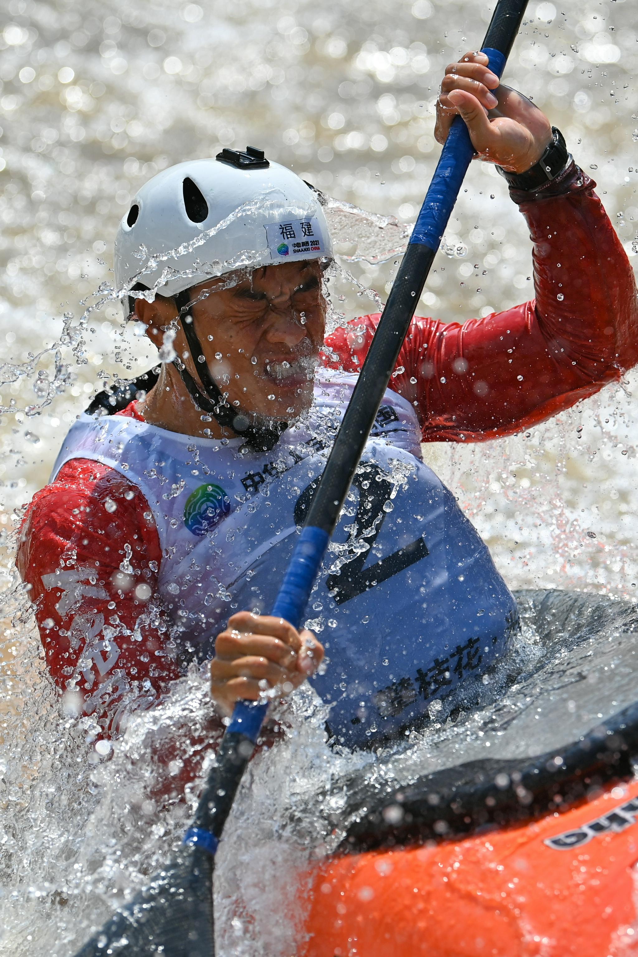 皮划艇激流回旋男子极限皮艇赛况