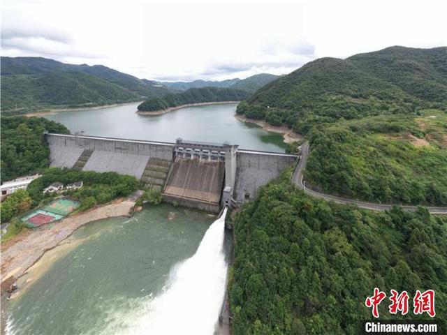 受台风“灿都”影响 浙江四明山区域过程雨量或超600毫米休闲区蓝鸢梦想 - Www.slyday.coM