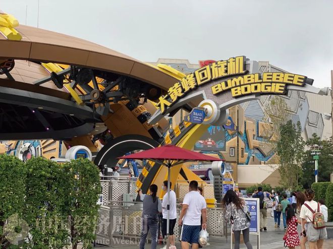 北京环球影城人均消费或超1500元 票价分淡季旺季休闲区蓝鸢梦想 - Www.slyday.coM