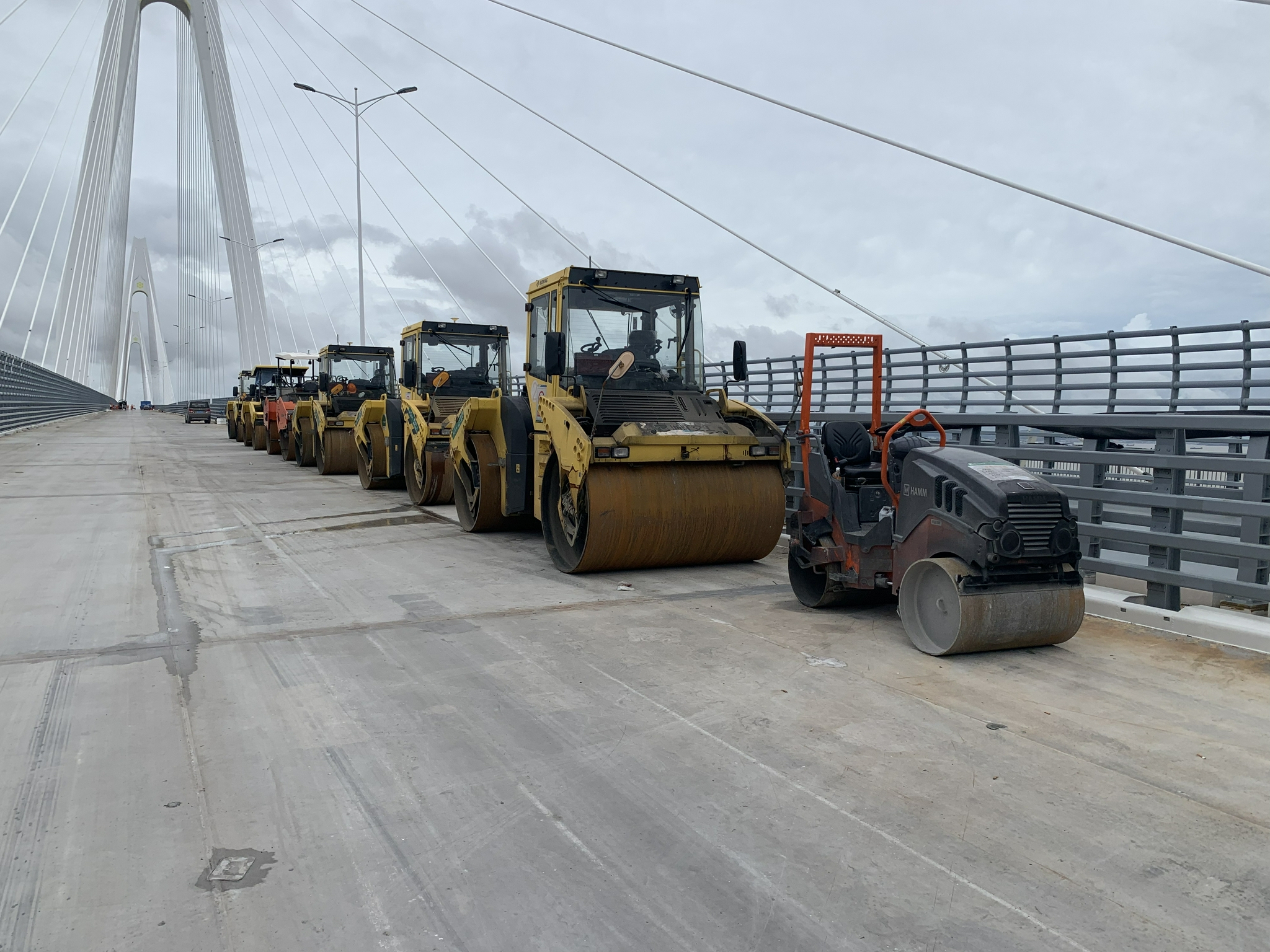 宁波舟山港主通道项目全力以赴备战台风“灿都”休闲区蓝鸢梦想 - Www.slyday.coM