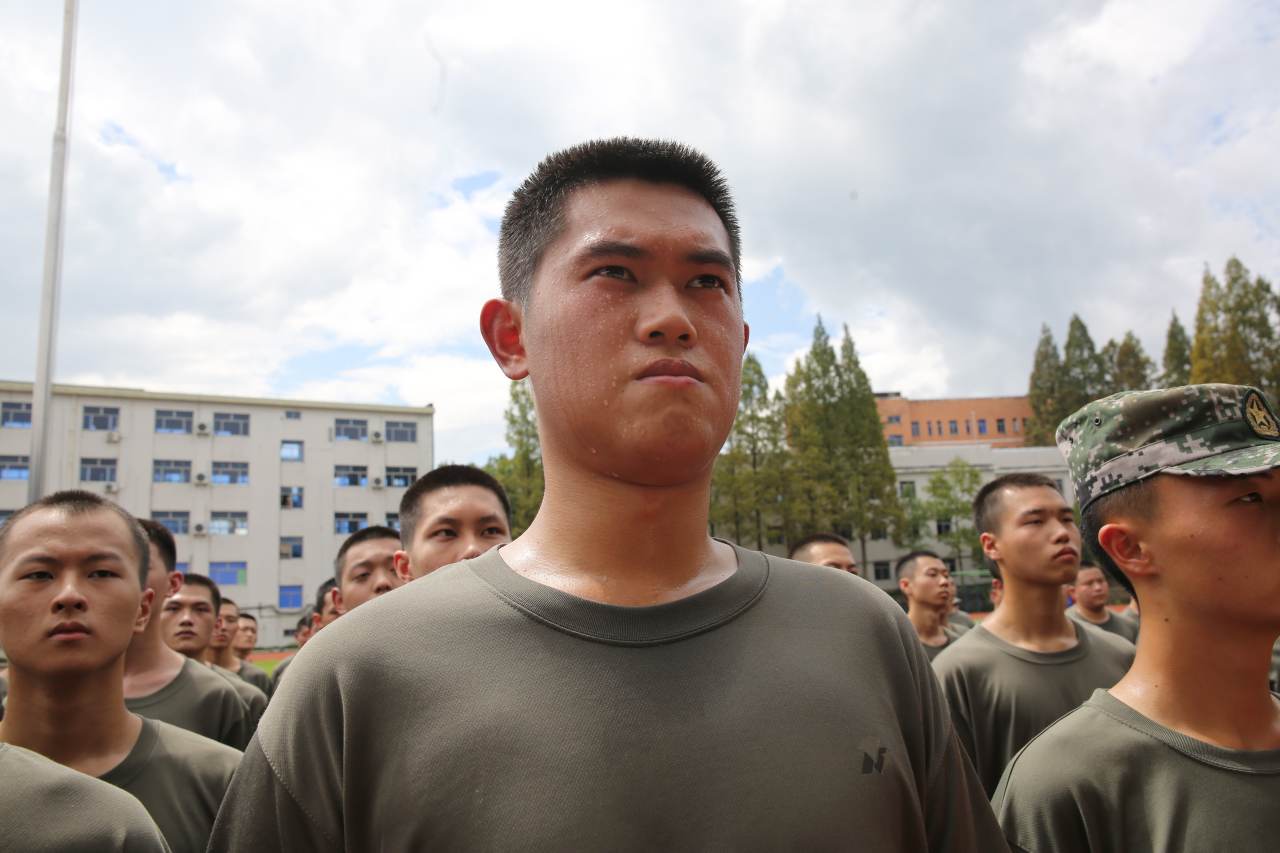 飒诸暨220名准军人役前集中训练
