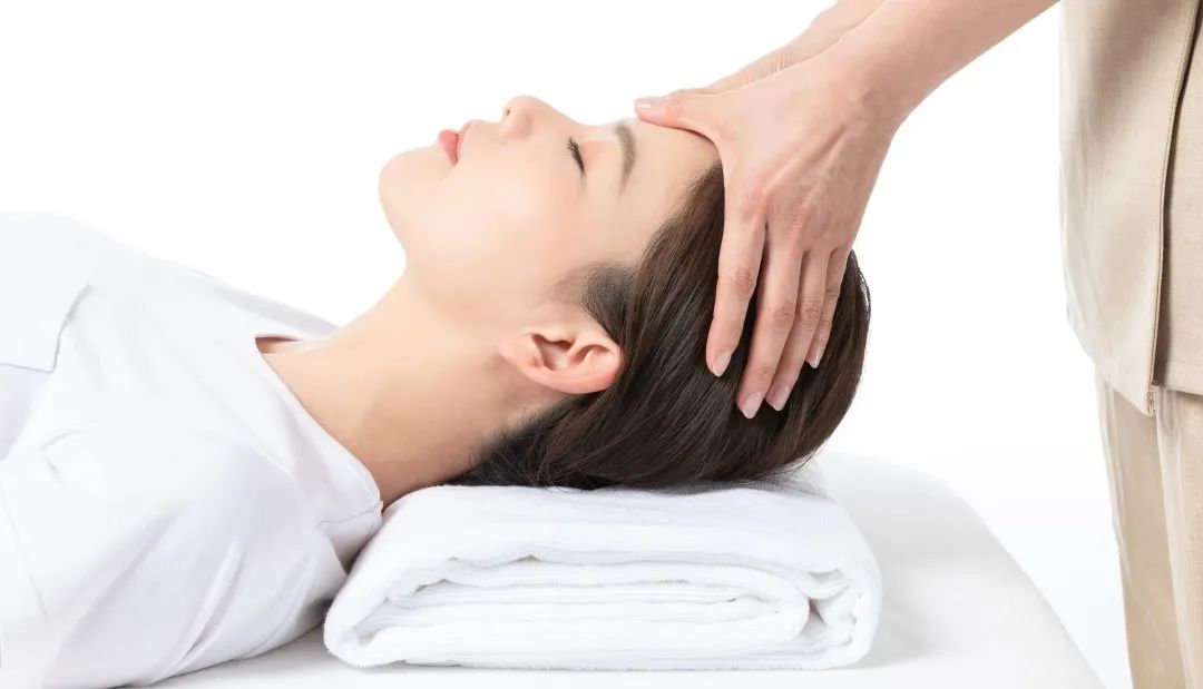 中医正骨入校园 助力老师健康教育