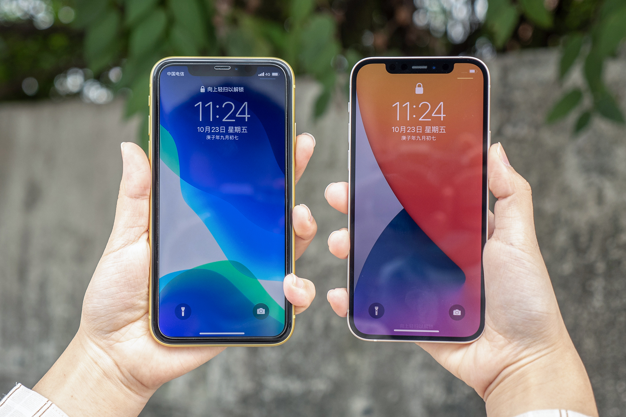 iPhone 13明晚发布，但有人立马入手12，网友：降价2000赶快买！休闲区蓝鸢梦想 - Www.slyday.coM