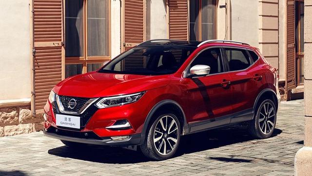 8月最火爆的两款15万级SUV，逍客对比皓影，谁更值得选？