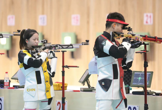 全红婵放假后，杨倩接班！全运会变成追星现场，还没吃到油焖大虾休闲区蓝鸢梦想 - Www.slyday.coM