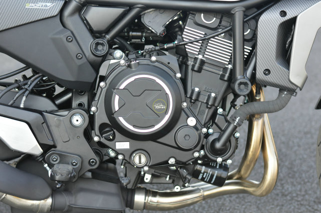 因颜值圈粉 为配置心动 终被操控折服 春风700cl-x运动版试驾