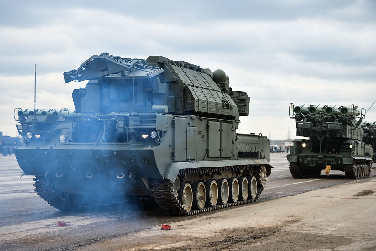 道尔m2防空系统登场,集中对付多个空中目标,是俄又一款利器!