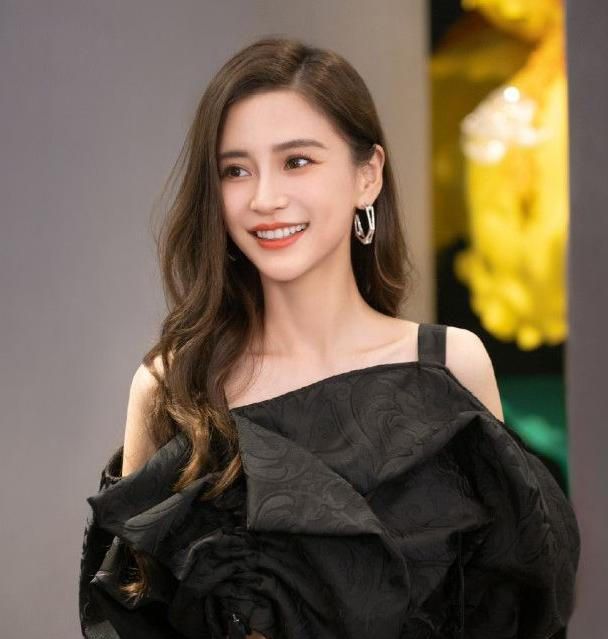 杨颖获得百花奖惹争议!出场10分钟就能拿下女配,大家如何看待?休闲区蓝鸢梦想 - Www.slyday.coM 杨颖获得百花奖惹争议!出场10分钟就能拿下女配,大家如何看待?休闲区蓝鸢梦想 - Www.slyday.coM