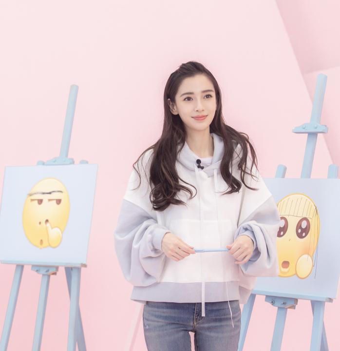 杨颖获得百花奖惹争议!出场10分钟就能拿下女配,大家如何看待?休闲区蓝鸢梦想 - Www.slyday.coM 杨颖获得百花奖惹争议!出场10分钟就能拿下女配,大家如何看待?休闲区蓝鸢梦想 - Www.slyday.coM