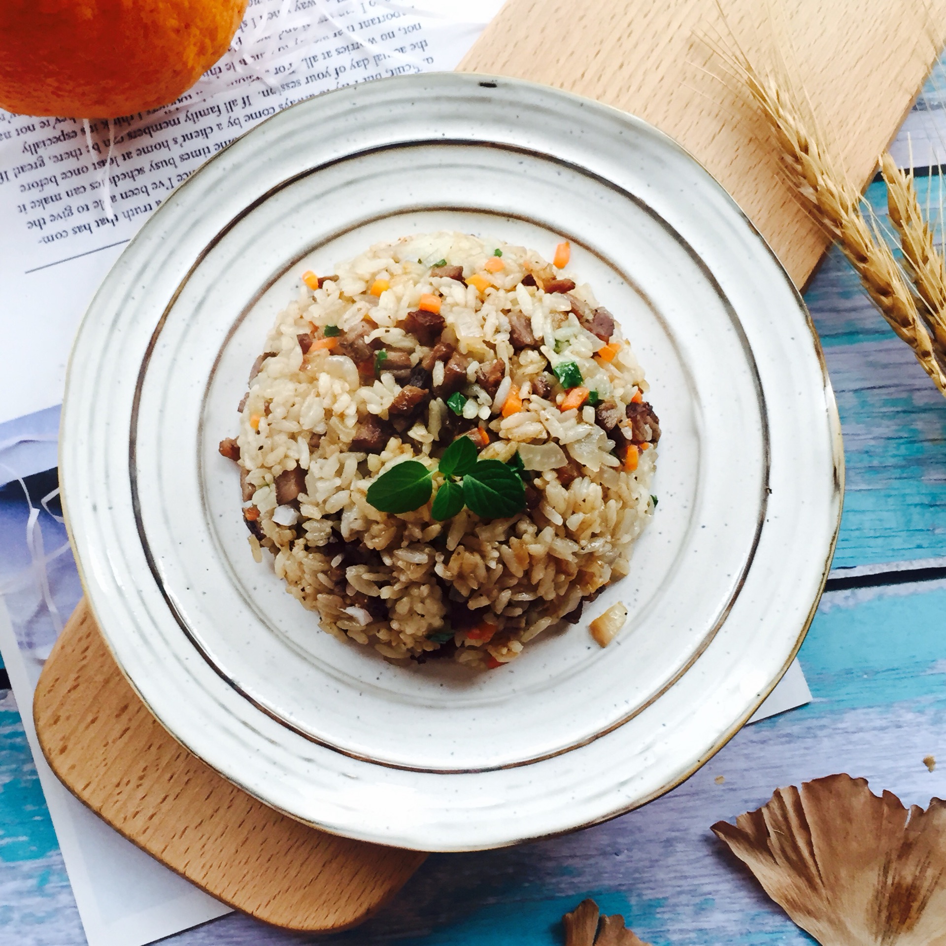 懒人黑胡椒味道的牛肉炒饭,营养美味,大人孩子都爱吃