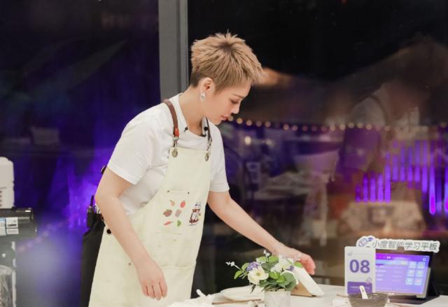 《中餐厅5》怎么去面对负面的评价:宁静给姚安娜暖心建议