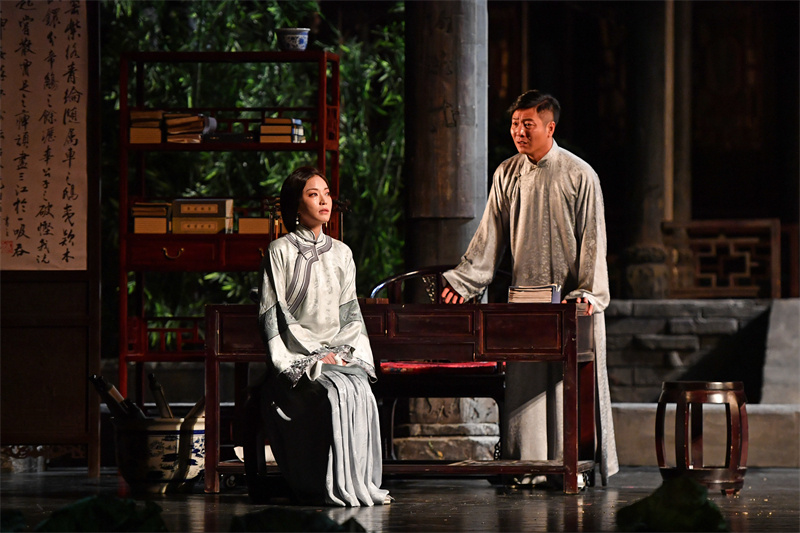 一部舞台上的诗,巴金和曹禺两位文学大家成就了话剧《家》的经典地位