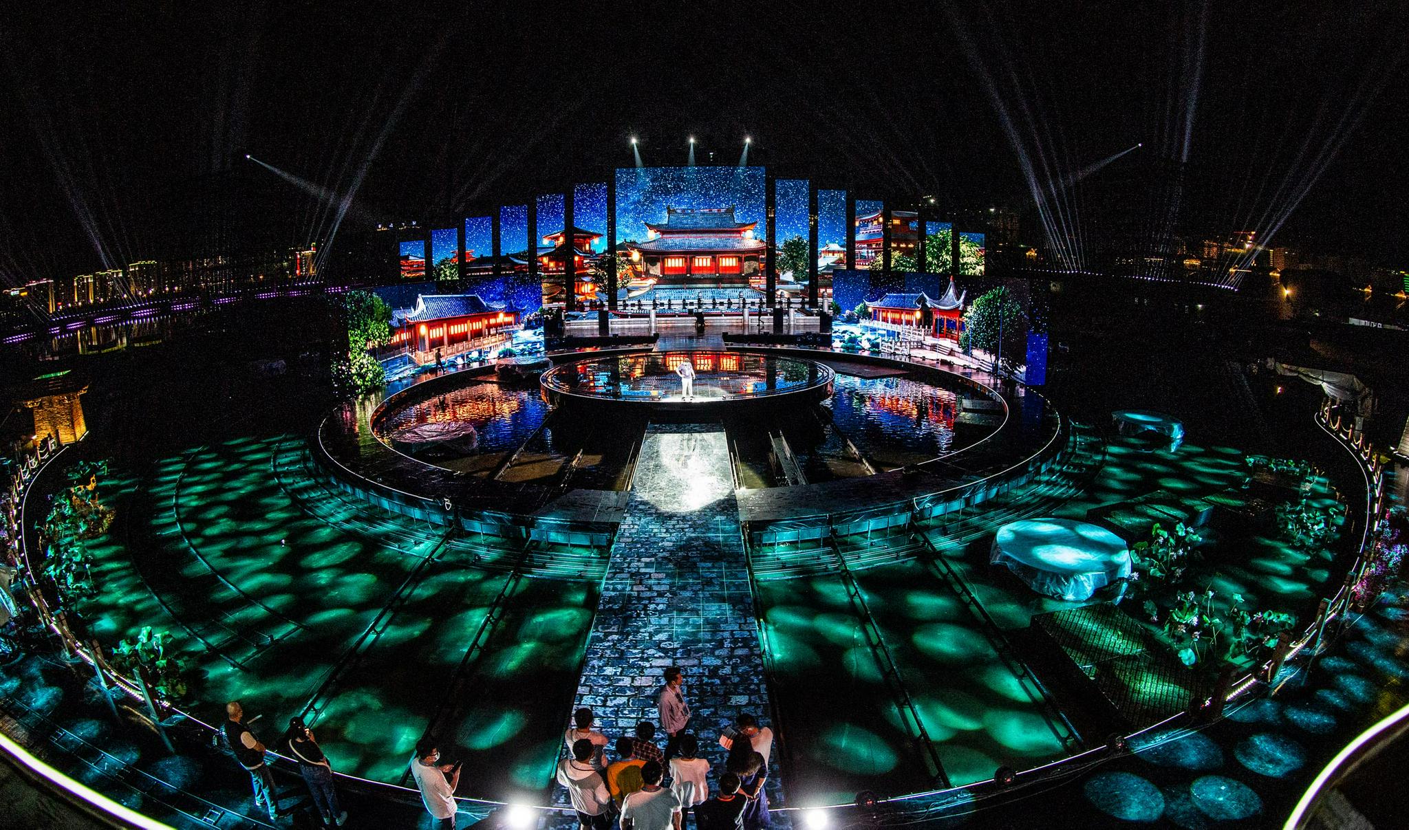 2021央视中秋晚会匠心雕琢讲好中秋故事