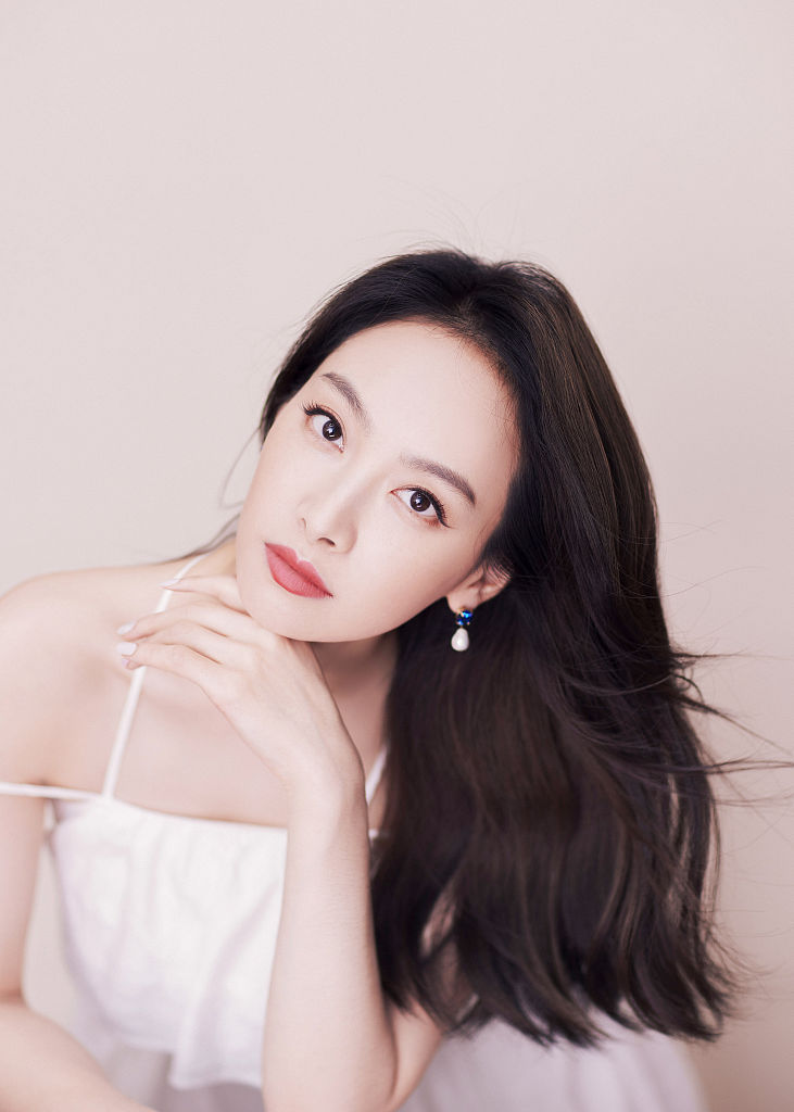 宋茜长发乌黑浓密自然脱俗