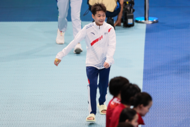 杨倩拿下全运会金牌，为何没全红婵热度高？跳水比射击有更多观众休闲区蓝鸢梦想 - Www.slyday.coM