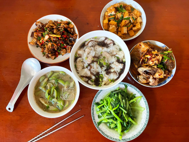 晒了晒我家一周七天的晚餐，在朋友圈走红，网友：想去你家做客休闲区蓝鸢梦想 - Www.slyday.coM